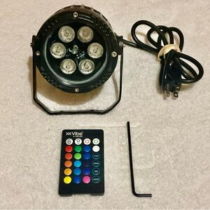 NEWER LITE Tek PAR LED 6X Outdoor 6 LED's x 3 Watts, RGB Wash Effect ,& REMOTE.
